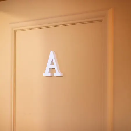 Perpignan Monnaie - Appartement En Centre Ville Διαμέρισμα Περπινιάν